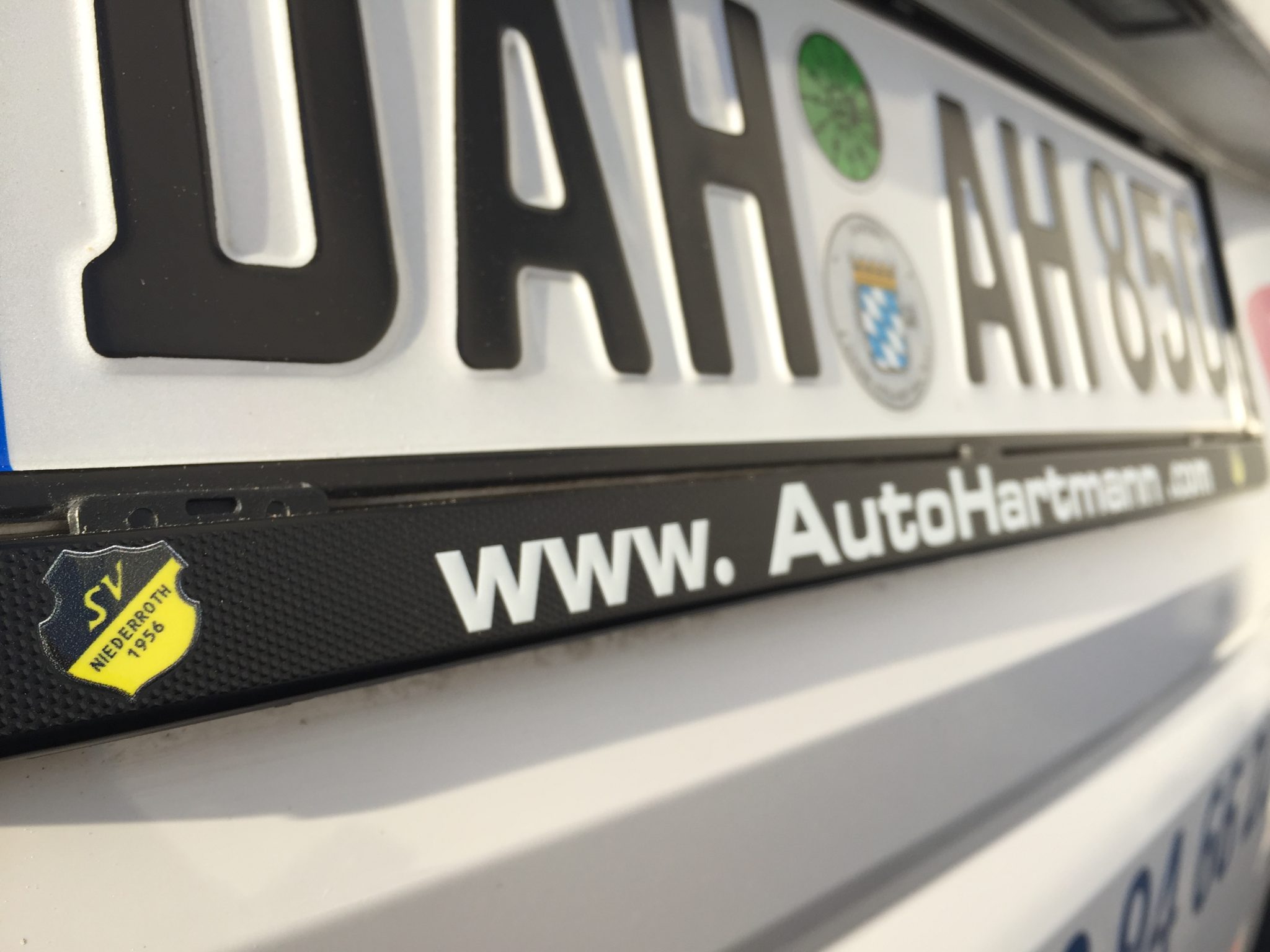 Auto Hartmman Kennzeichenverstärker